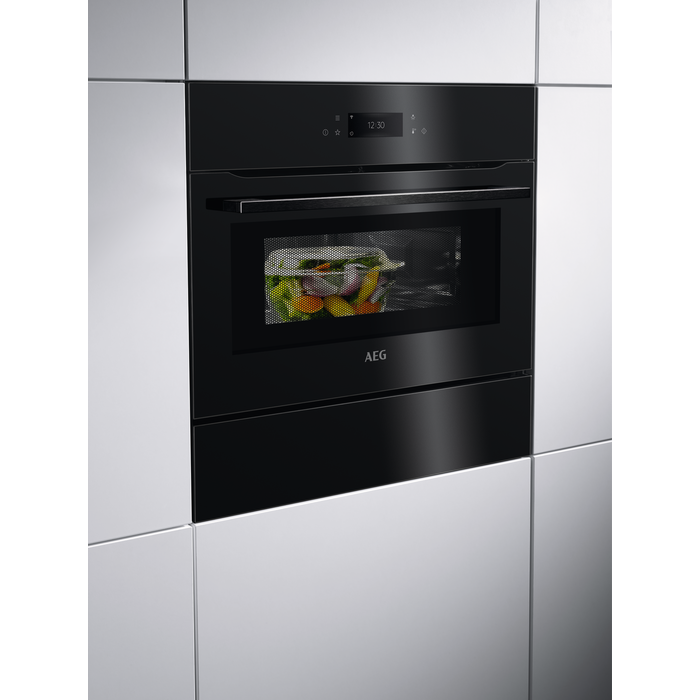 AEG - Kompaktovn - BBB8002QB