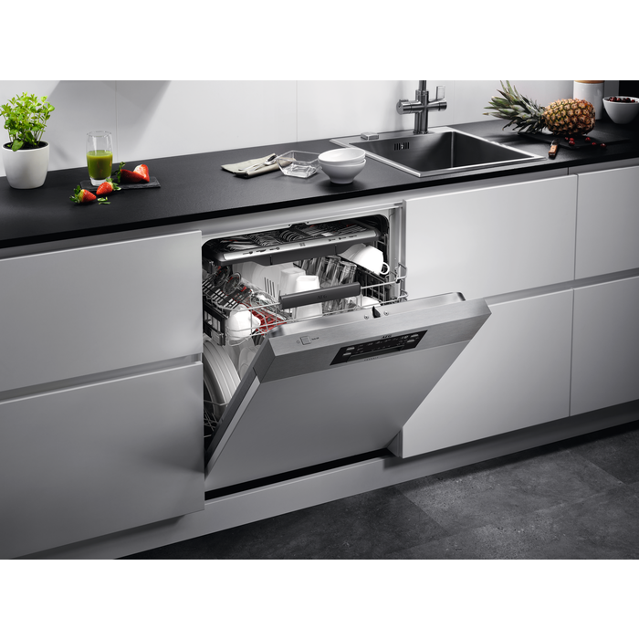 AEG - Integreret opvaskemaskine 45-60 cm - FEE73716PM