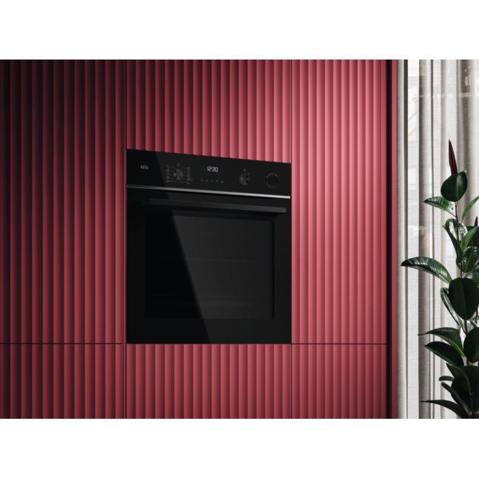 AEG - Ovn med pyrolyse - V7PBR521SB