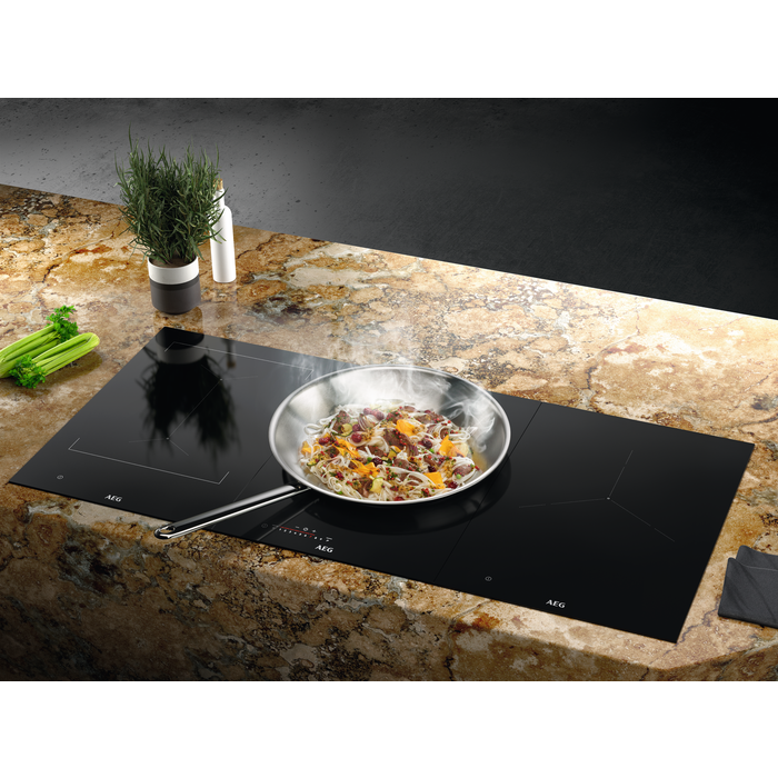 AEG - Induktionskogeplade - IKE42640KB