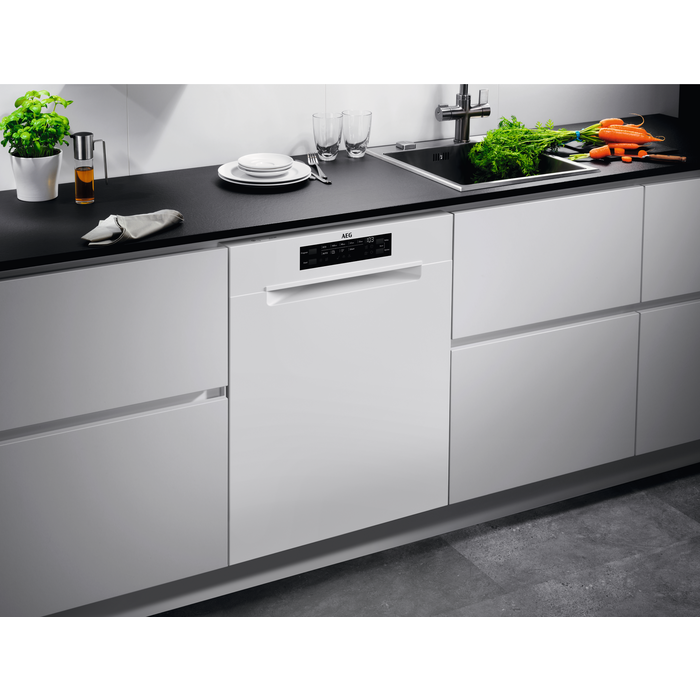 AEG - 60 cm opvaskemaskine - FBB63647PW