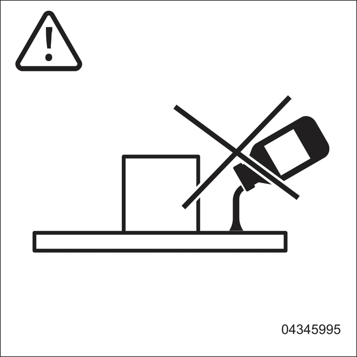Do not pour liquids over the appliance