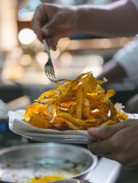 En street food-ret med stegt sød kartoffel